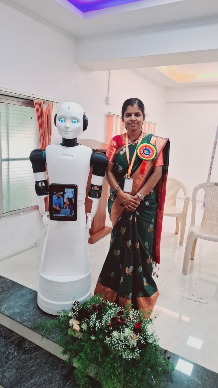 Humanoid With Display photo 4